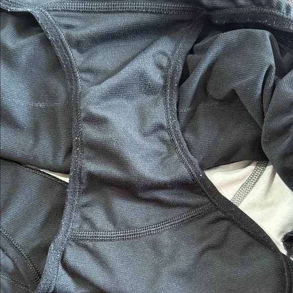 Lululemon Women's Heather Gray Athletic Shorts - Picture 6 of 7